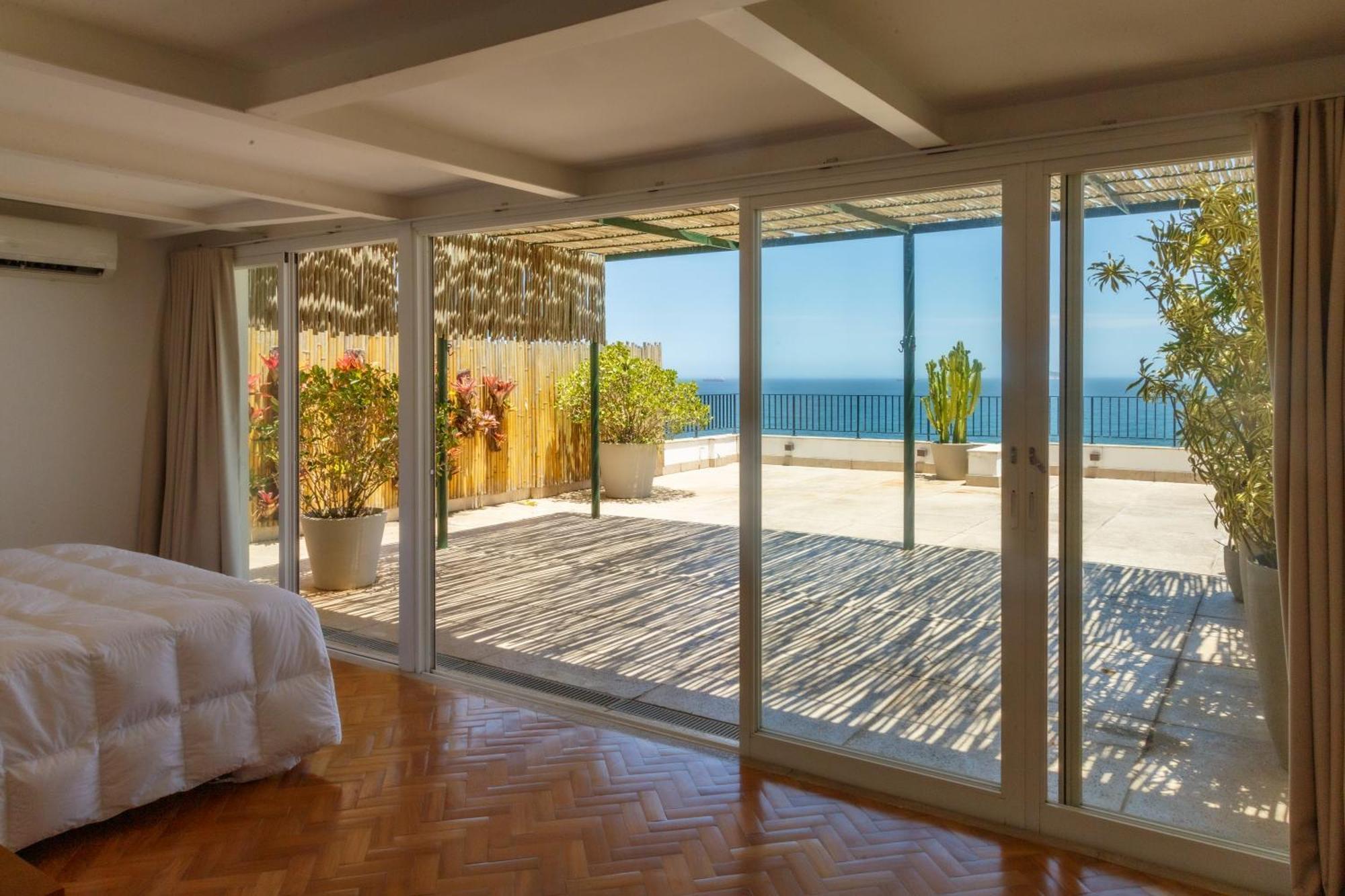 Beach Penthouse