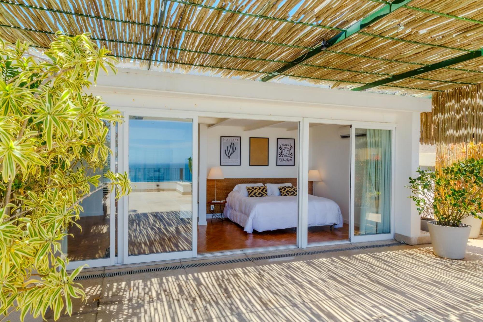 Apartemen Beach Penthouse