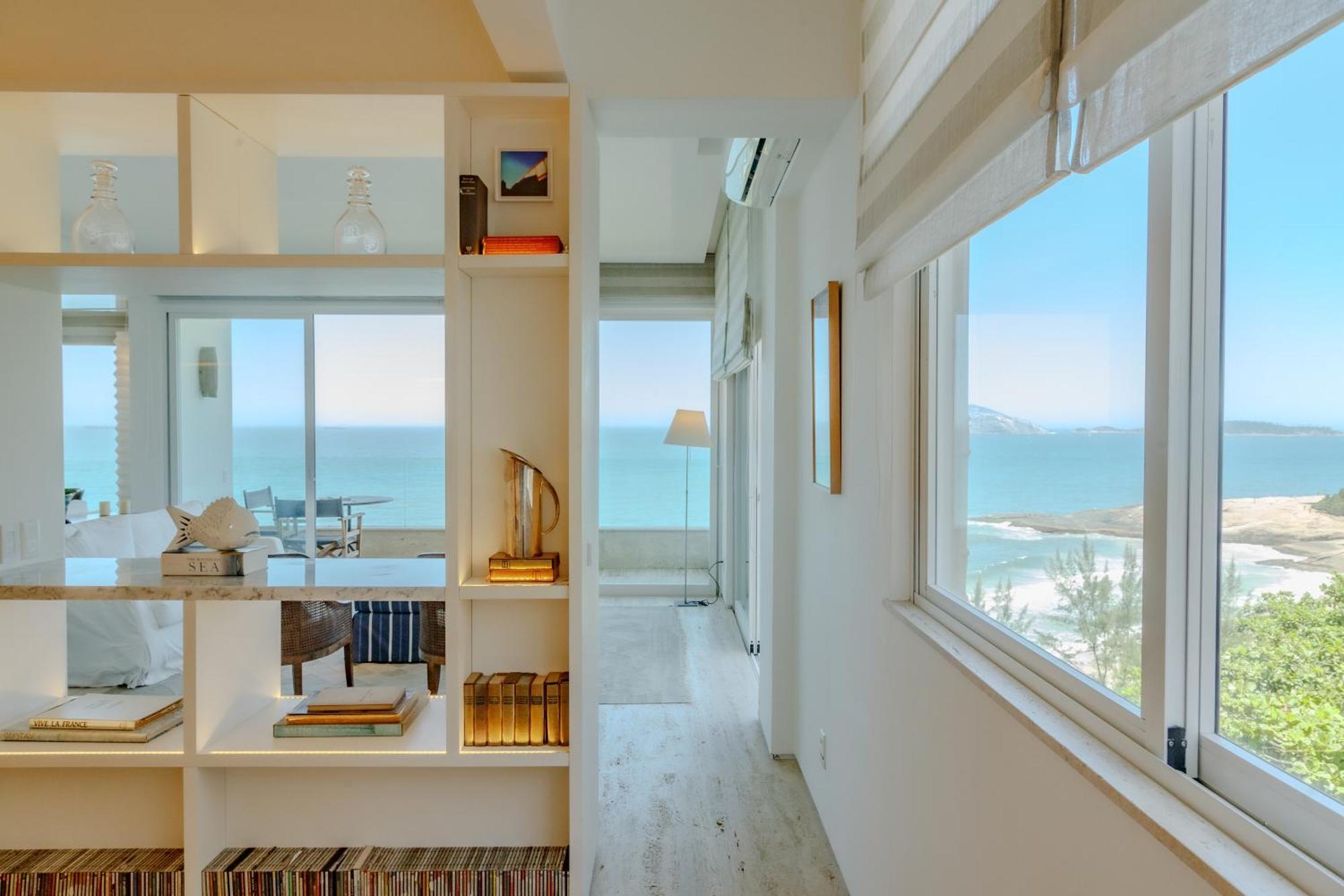 Beach Penthouse Apartemen *